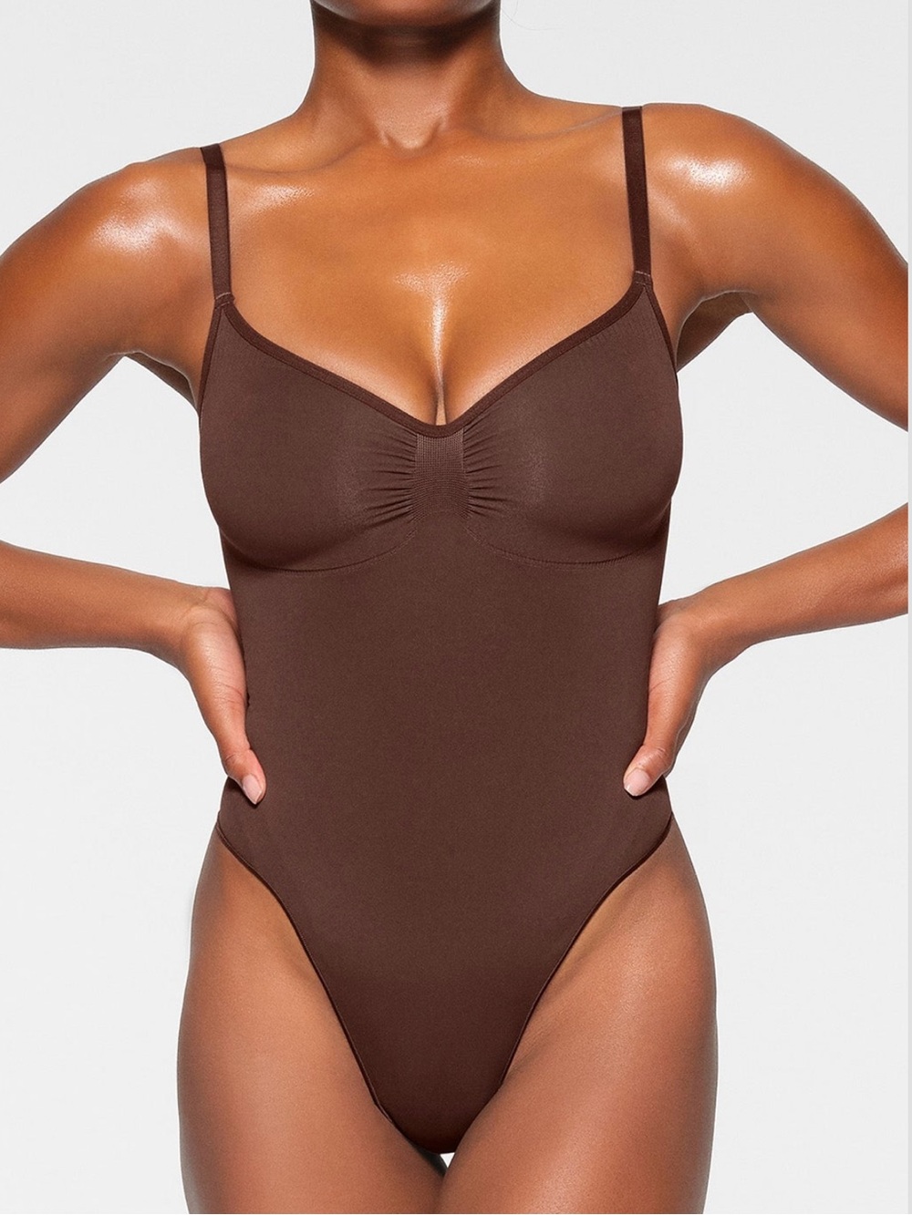 SKIMS Seamless Sculpt Thong Bodysuit in COCOA *DAMAGED*